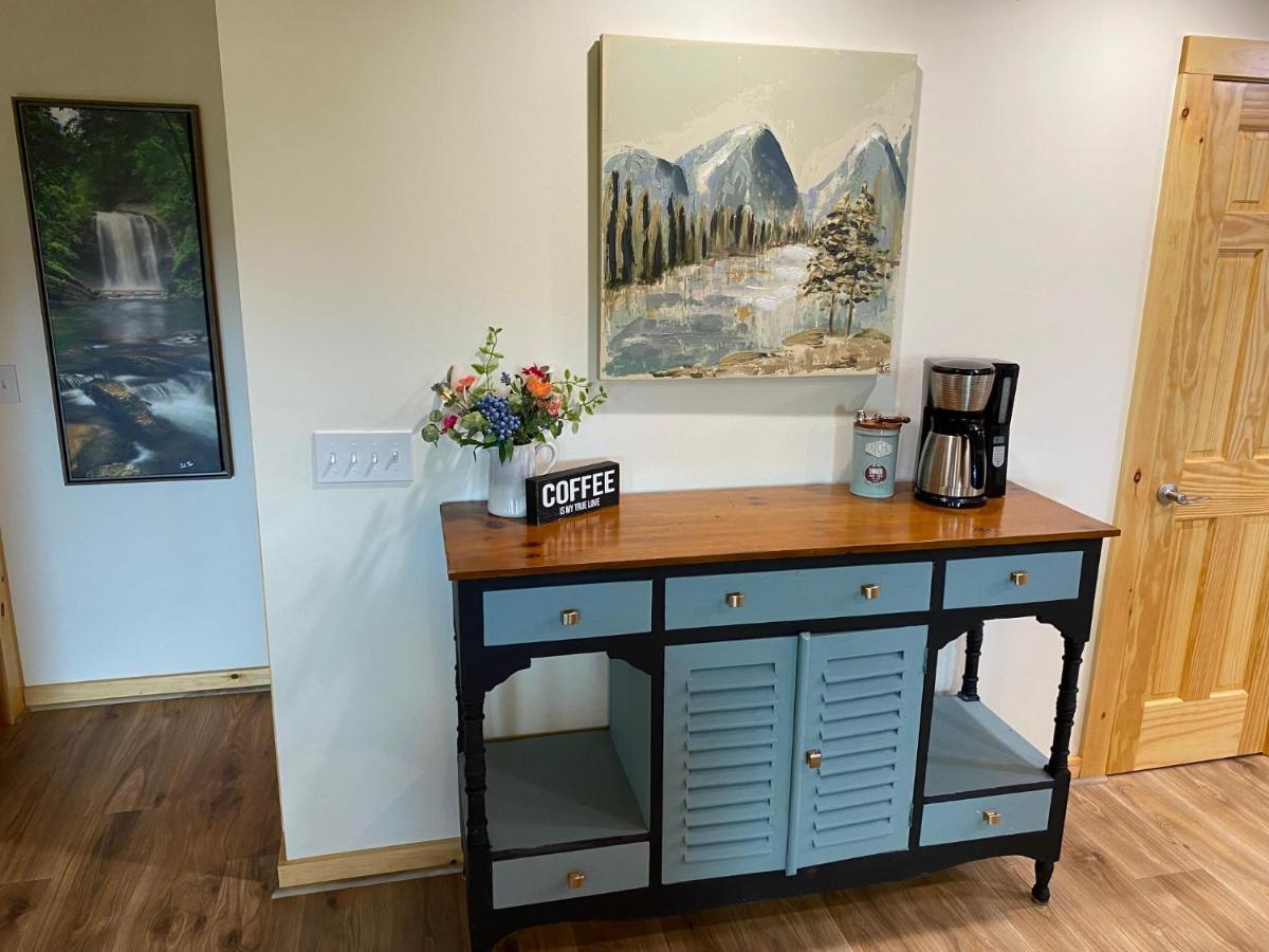Blue Sky Cabin - Built In 2023 This 3 Bed 2,5 Bath Home Has Gorgeous Views Джефферсон Екстер'єр фото